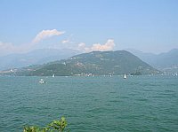 300px-Monte_Isola.jpg