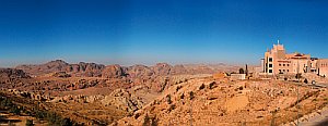 ptryy_overview1_exterior.jpg